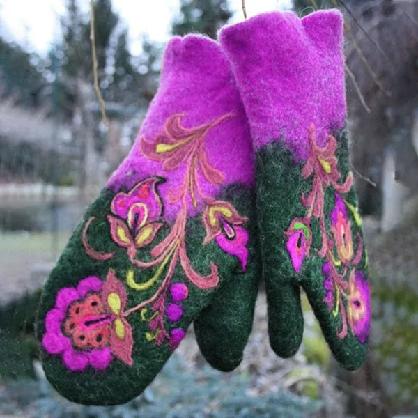 Embroidery Flowers Mittens