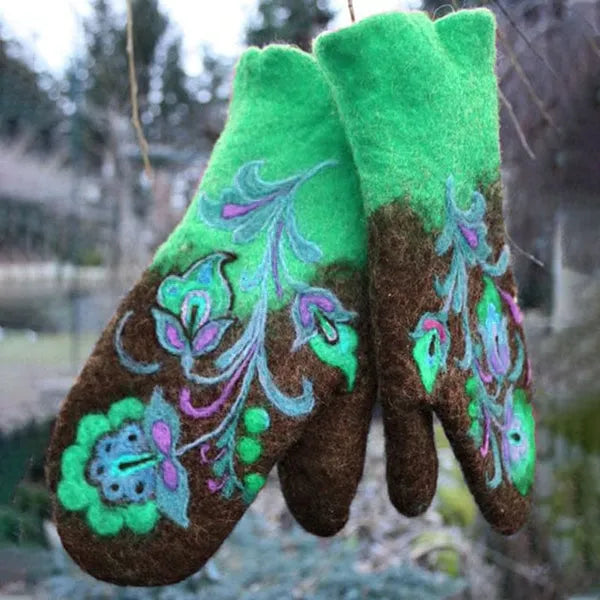 Embroidery Flowers Mittens